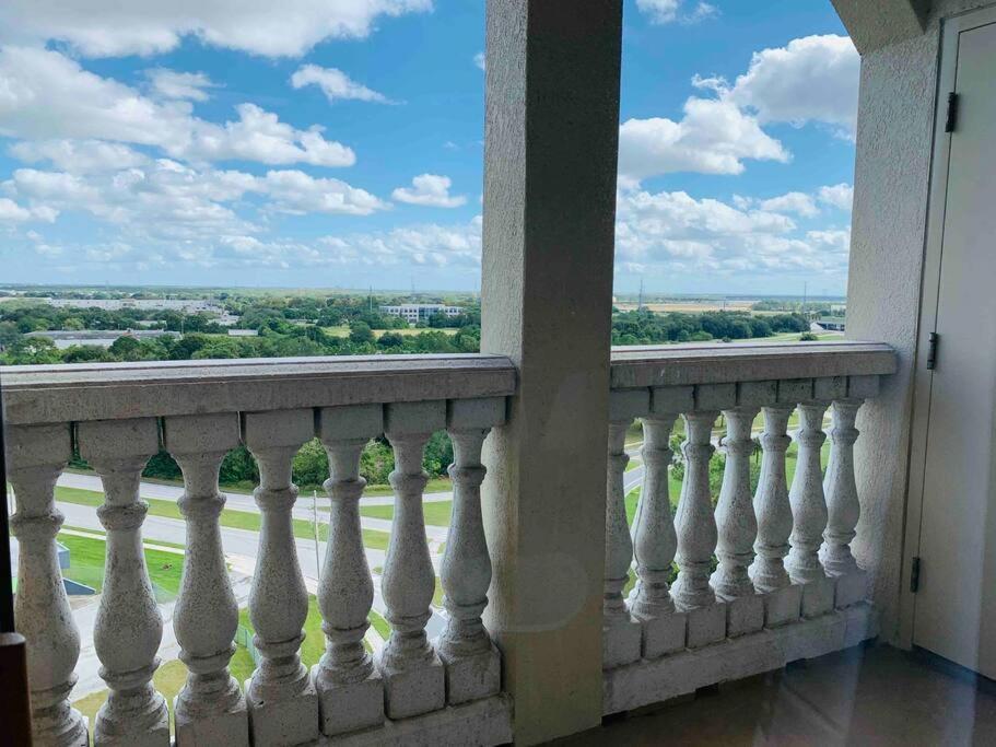 Walking Distance From Universal One Bedroom Resort Орландо Екстериор снимка